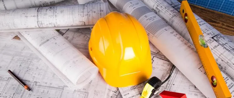 Budownictwo po studiach: Praktyczne porady na start kariery i uniknięcie trudności na rynku pracy