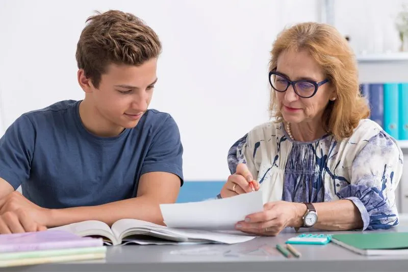 Czy korepetycje są legalne? Odkryj najważniejsze przepisy, które powinieneś znać
