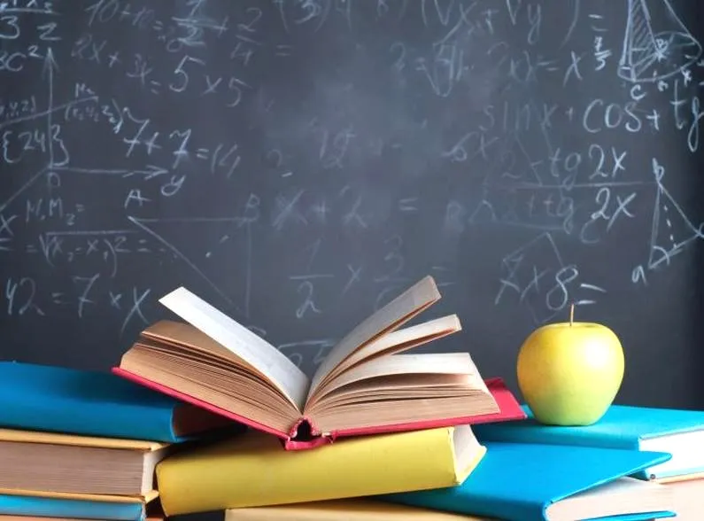 Jak stworzyć autorski program nauczania, który spełnia wymagania edukacyjne?