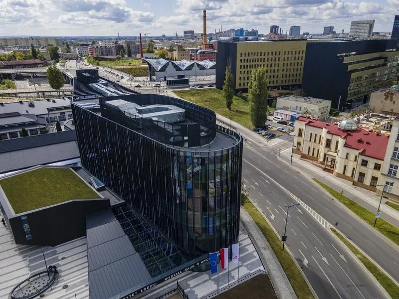 Programy studiów i specjalizacje na UŁ